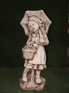 Девочка с зонтом